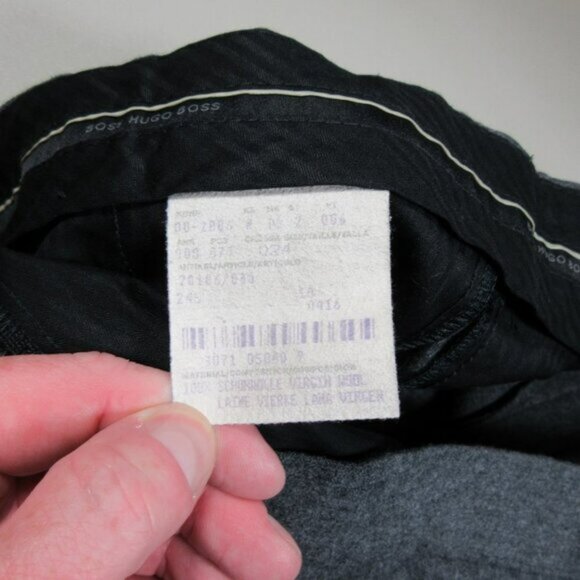 Hugo Boss mens gray 100% Wool cuffed pleated dress pants 34x29 EUC - Picture 4 of 6